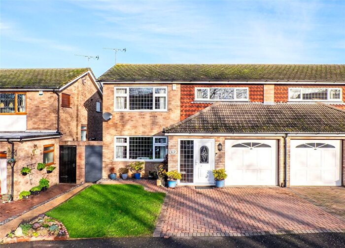 4 Bedroom Semi-Detached House For Sale In Nickleby Road, Chalk, Kent, DA12