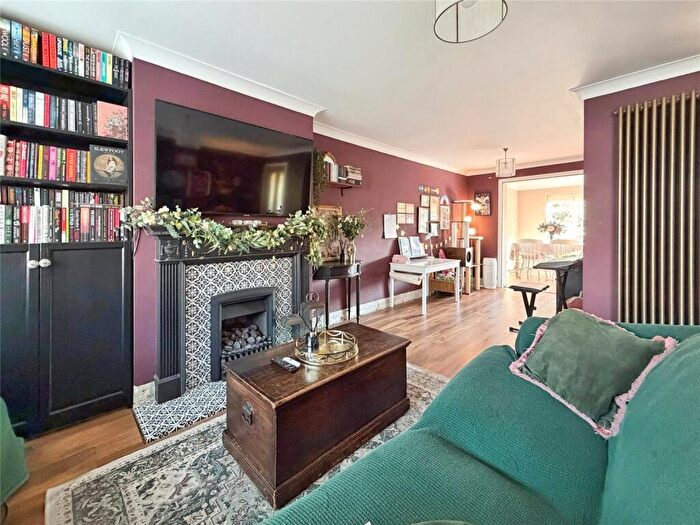 3 Bedroom Semi-Detached House For Sale In Spurrell Avenue, Bexley, Kent, DA5