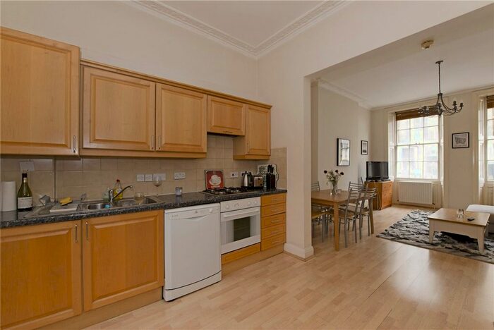 2 Bedroom Flat To Rent In York Street, Marylebone, W1H