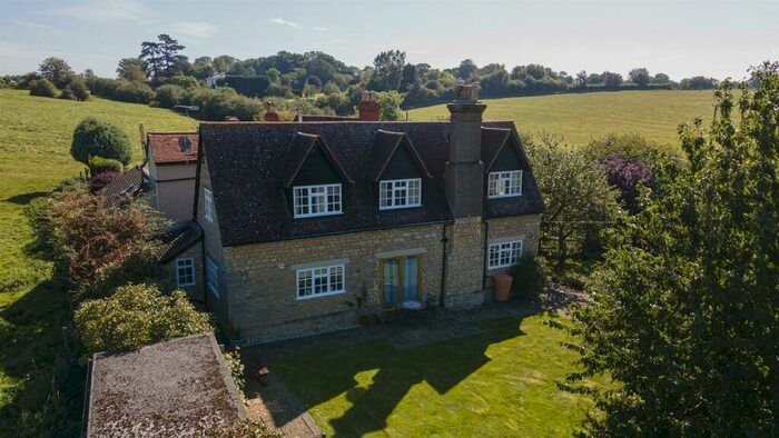 3 Bedroom House For Sale In Filgrave, Newport Pagnell, MK16