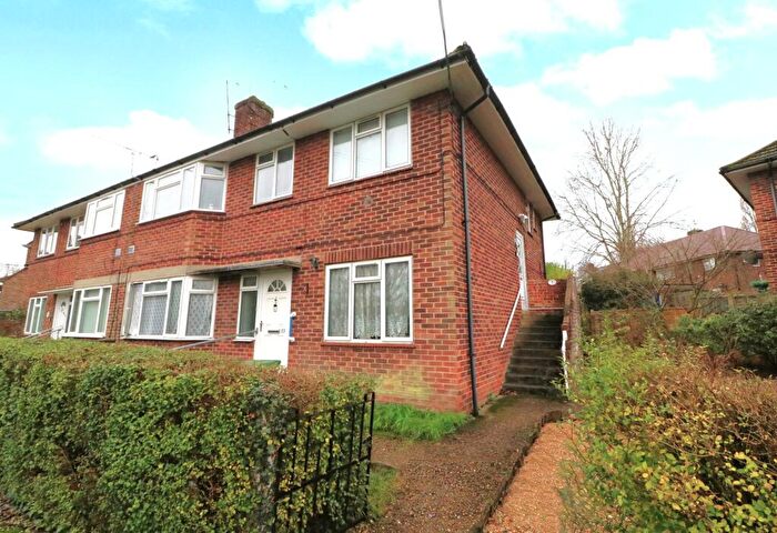 2 Bedroom Flat For Sale In Midlands Estate, West End, SO30