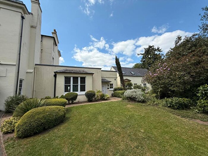 2 Bedroom Bungalow To Rent In Sion Hill Court, Wolverley, DY10