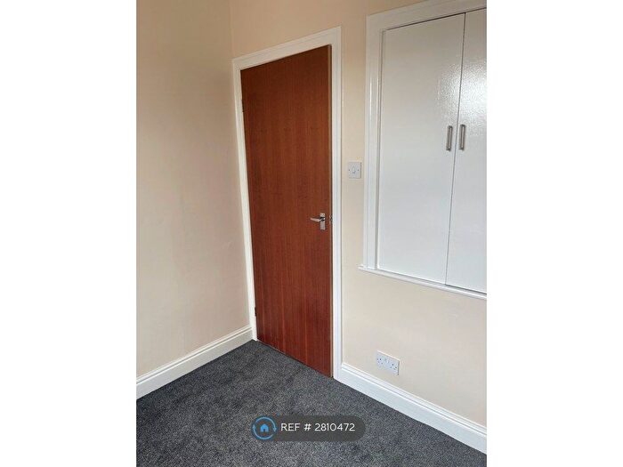 2 Bedroom Terraced House To Rent In Huddersfield, Huddersfield, HD2