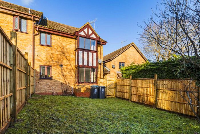 1 Bedroom Town House To Rent In The Pastures, Hemel Hempstead, HP1