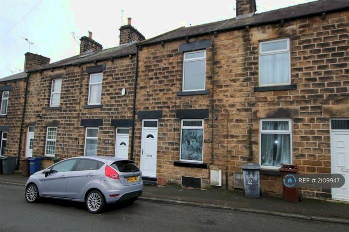 3 Bedroom Terraced House To Rent In Station Road, Barnsley, S70