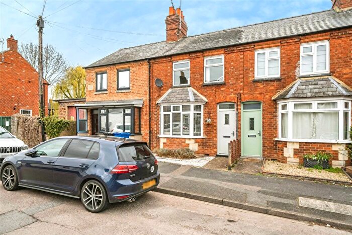 3 Bedroom Terraced House For Sale In Church Road, Brackley, Northamptonshire, NN13