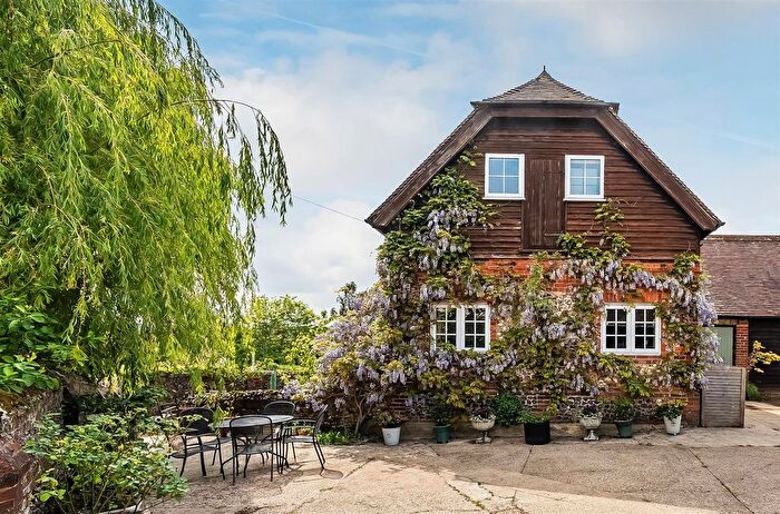2 Bedroom Property For Sale In Stoneycroft Farm, Betchworth, RH3