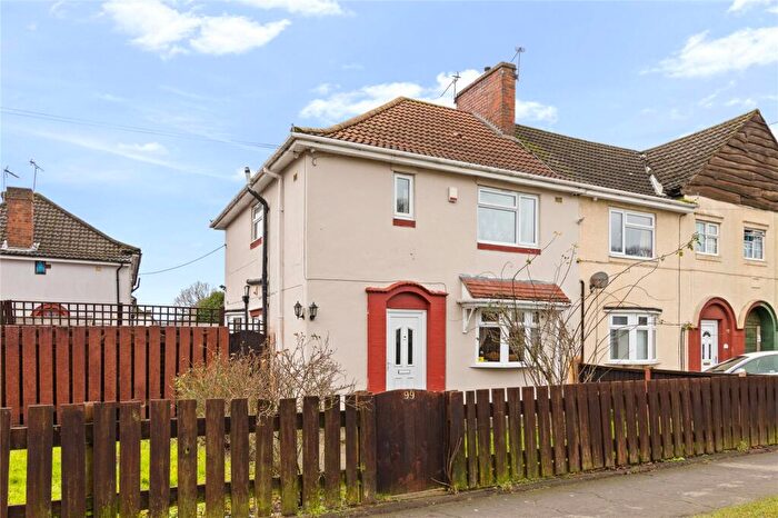 3 Bedroom Semi Detached House For Sale In Henderson Avenue, Scunthorpe, North Lincolnshire, DN15