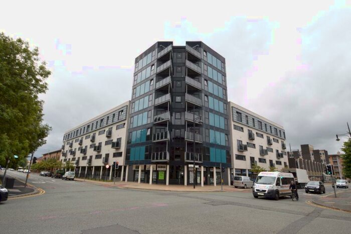 2 Bedroom Flat To Rent In Stretford Road, Hulme, Manchester, M15