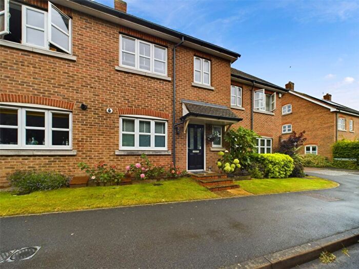 3 Bedroom Terraced House To Rent In Station Road, Chinnor, South Oxfordshire, OX39