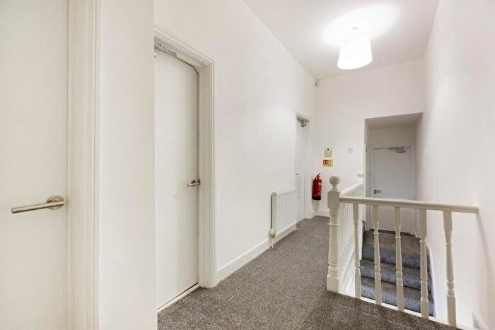 5 Bedroom House To Rent In Queens Road, Beeston, Nottingham, Nottinghamshire, NG9