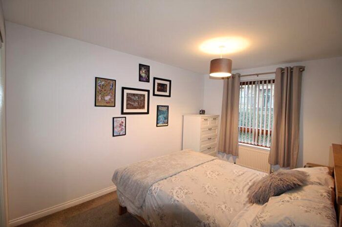 2 Bedroom Flat For Sale In Colville Gardens, Alloa, FK10