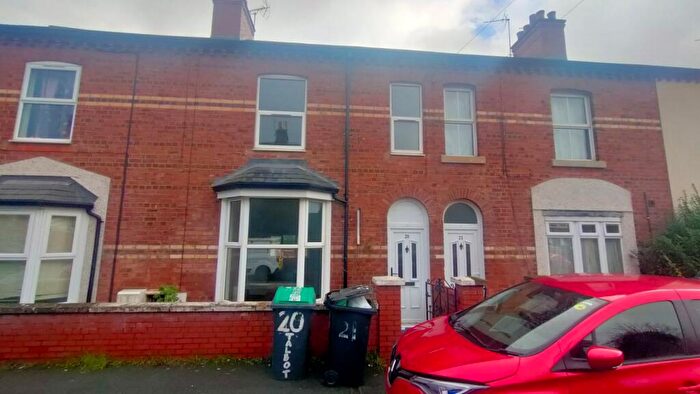 4 Bedroom Terraced House For Sale In Talbot Road, Wrexham, LL13