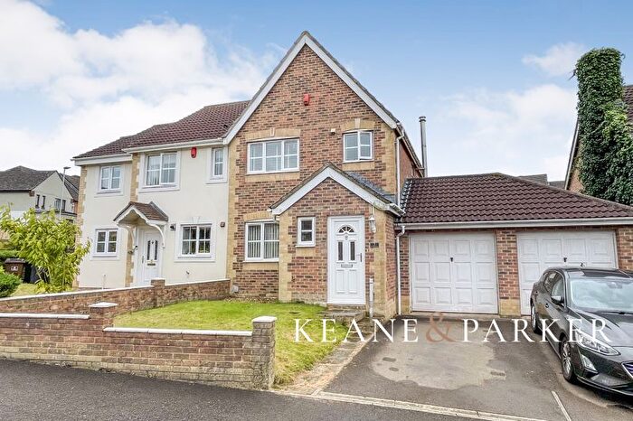 3 Bedroom Semi-Detached House For Sale In Periwinkle Drive, Chaddlewood, Plympton, PL7