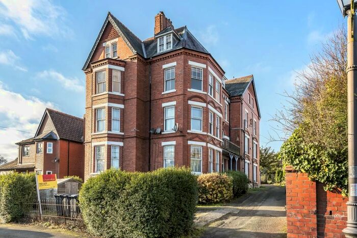 2 Bedroom Flat To Rent In Llandrindod Wells, Powys, LD1