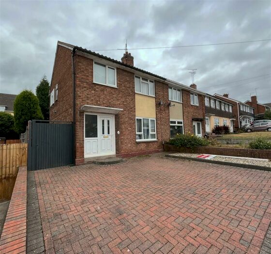 3 Bedroom House To Rent In Grenville Road, Dudley, DY1