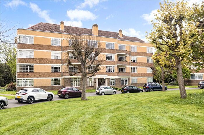 4 Bedroom Flat For Sale In Heath Rise, Kersfield Road, London, SW15