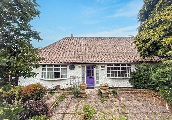 2 Bedroom Semi-Detached Bungalow For Sale In Broughton Drive, Nottingham, Nottinghamshire, NG8