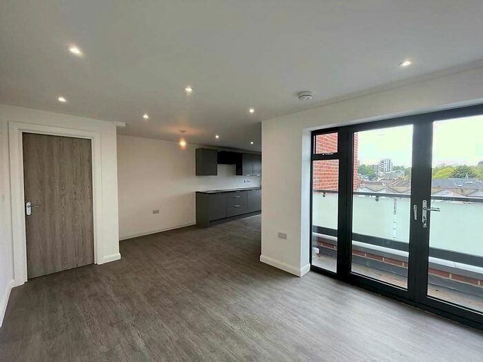 1 Bedroom Flat To Rent In , , High Street, Croydon, CR0