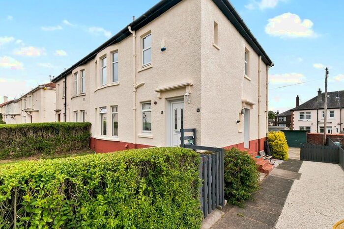 2 Bedroom Flat To Rent In Esslemont Avenue, Scotstounhill, Glasgow, G14