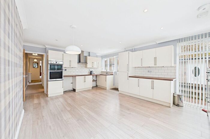 3 Bedroom Semi-detached Bungalow For Sale In Station Road, Thetford, IP24