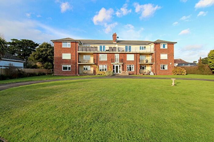 4 Bedroom Apartment For Sale In Barrack Lane, Aldwick, Bognor Regis, West Sussex, PO21