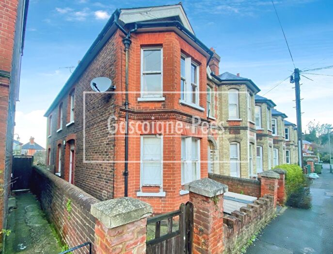 2 Bedroom Flat To Rent In Victoria Road, Guildford, GU1