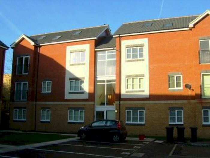 2 Bedroom Flat To Rent In Rothwell Road, Kettering NN16