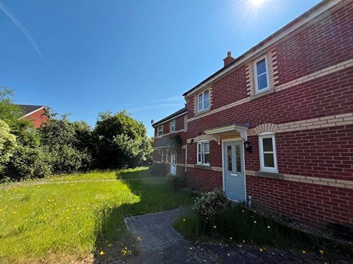 3 Bedroom Terraced House To Rent In Whitefriars Walk, Exeter, EX4