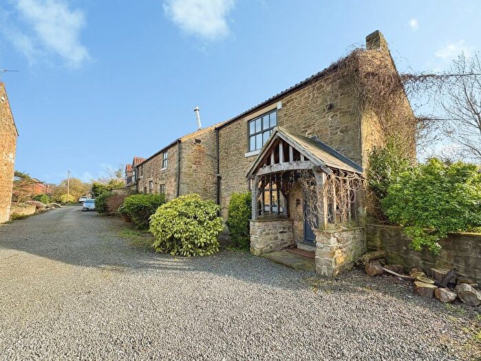 4 Bedroom Farmhouse For Sale In Whitehouse Farm, Newcastle Upon Tyne, NE12