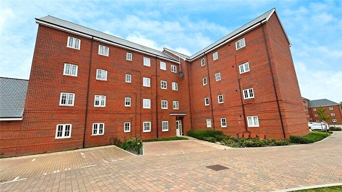 2 Bedroom Apartment For Sale In Masterson Close, Wellesley, Aldershot, GU11