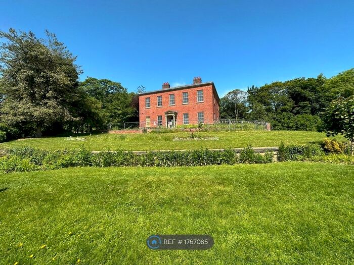 1 Bedroom Flat To Rent In Carr Lodge Manor, Horbury, Wakefield, WF4