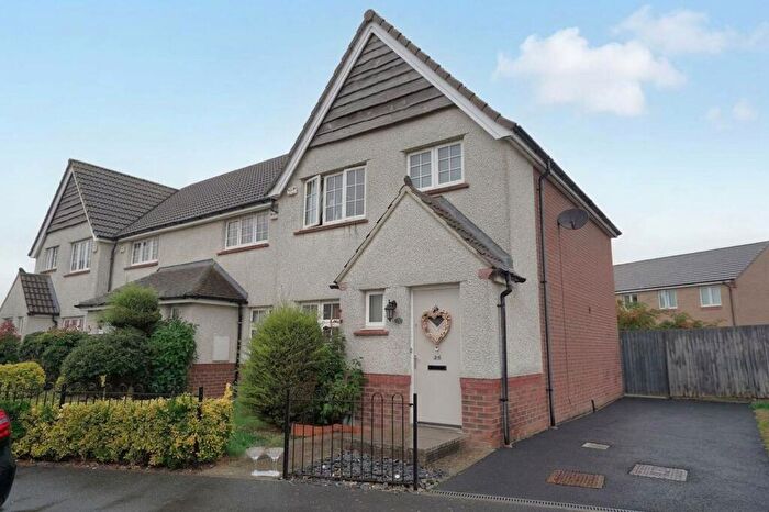 3 Bedroom End Of Terrace House For Sale In Caspian Crescent, Scartho Top, DN33