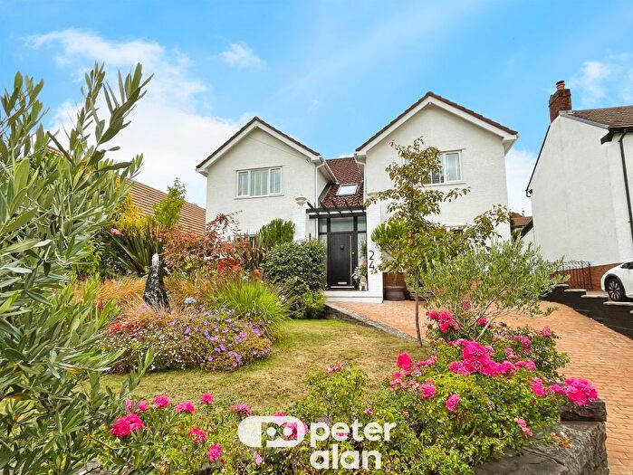 4 Bedroom Detached House For Sale In Risca Road, Rogerstone, Newport, NP10