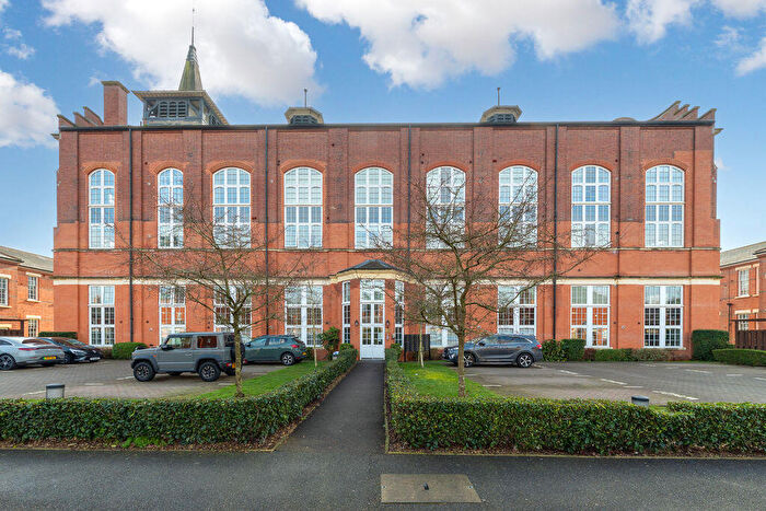 2 Bedroom Flat To Rent In Napsbury Park, London Colney, St Albans, AL2