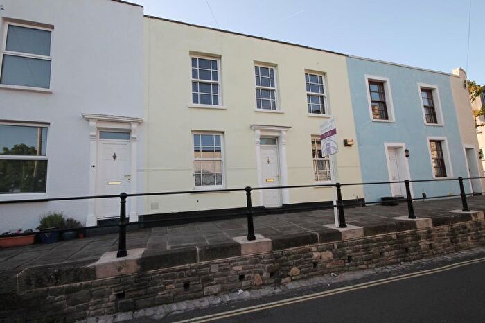 2 Bedroom House To Rent In Worrall Road, Bristol, BS8