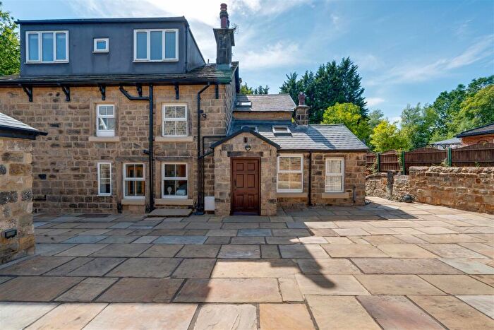 5 Bedroom Detached House For Sale In Long Causeway, Adel, LS16