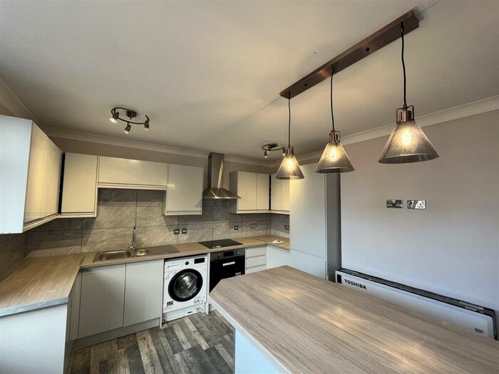 2 Bedroom Apartment To Rent In Gothic Buildings, Victoria Road North, Southsea, PO5