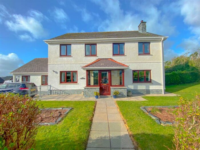 4 Bedroom Detached House For Sale In Penrhiwllan, Llandysul, SA44
