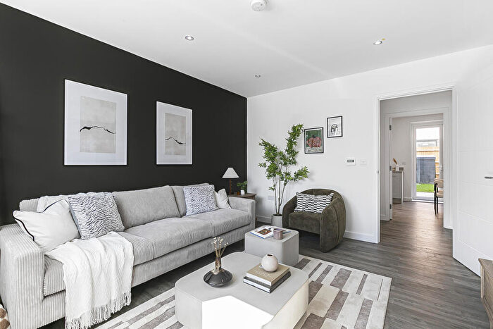 3 Bedroom Terraced House For Sale In Harrier Way, Hatfield, Hertfordshire, AL10