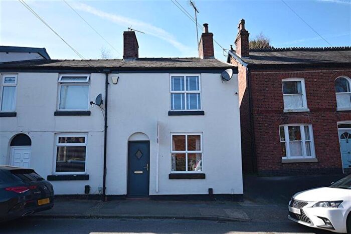 2 Bedroom Terraced House For Sale In Crompton Road, Macclesfield, SK11