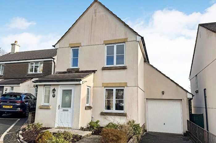 3 Bedroom Detached House To Rent In Bluebell Close, Saltash, Cornwall, PL12