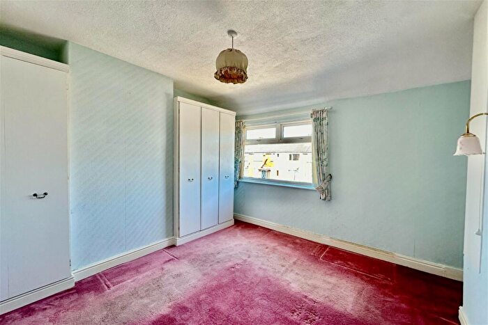 2 Bedroom Terraced House For Sale In Brooklands Road, Hull, HU5