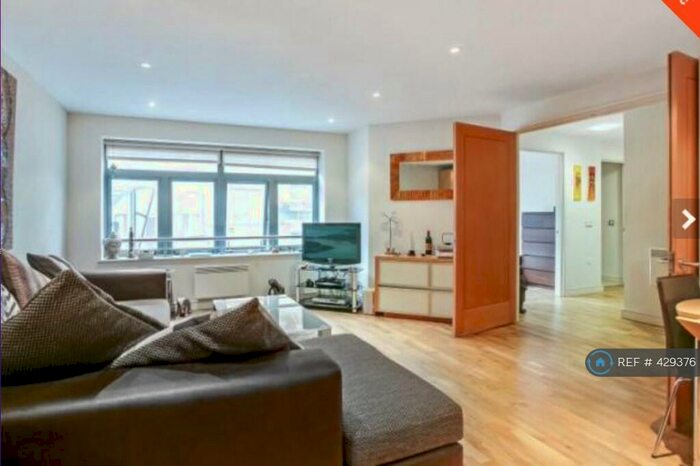 2 Bedroom Flat To Rent In Garden Walk, London, EC2A