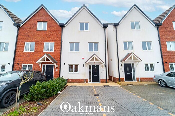 3 Bedroom End Of Terrace House For Sale In Steward Close, Birmingham, West Midlands, B28