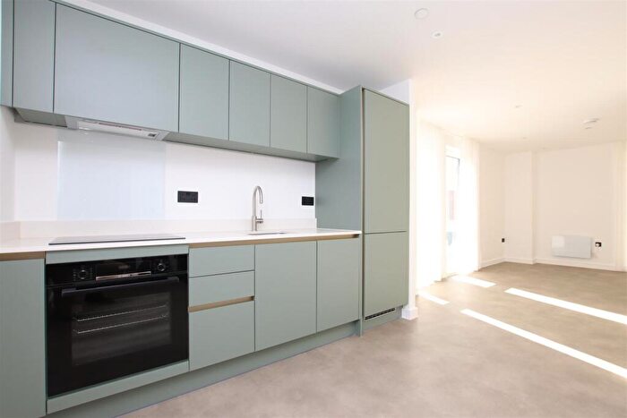 1 Bedroom Flat To Rent In The Willows, Windsor Bridge Road, Bath, BA2