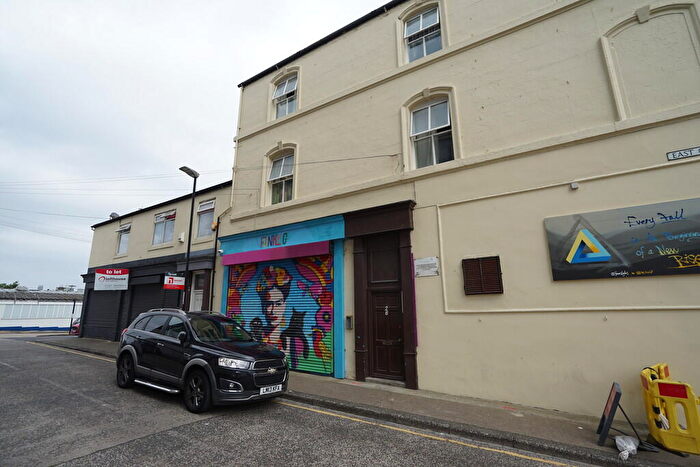 Studio To Rent In East Cross Street, Sunderland, Tyne & Wear, SR1