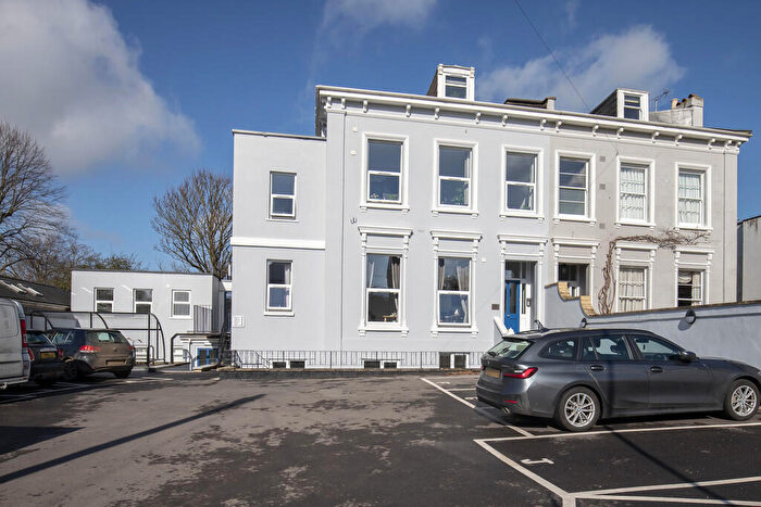 2 Bedroom Apartment To Rent In Hales Road, Cheltenham, GL52