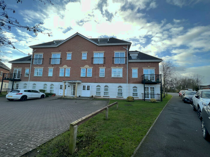 2 Bedroom Apartment To Rent In Gardens Close, Poulton Le Fylde, FY6