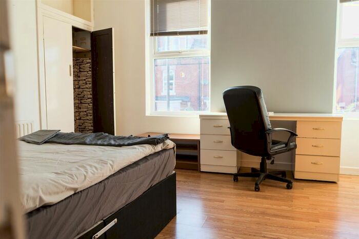 3 Bedroom Terraced House To Rent In St. Barnabas Road, Sheffield, South Yorkshire, S2